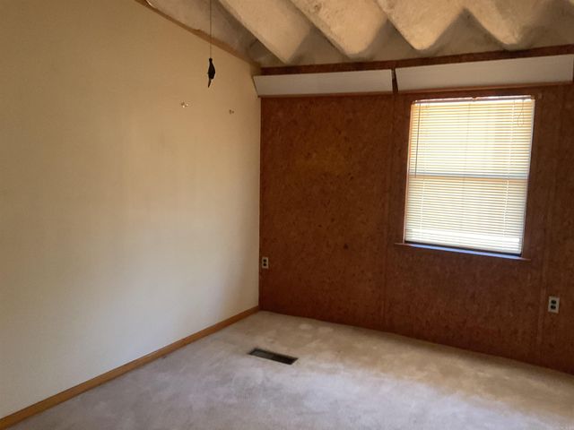 1324 Edgemont, Greers Ferry, AR 72067