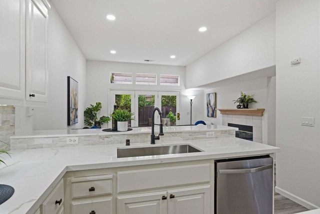 2207 Vizcaya Circle, Campbell, CA 95008