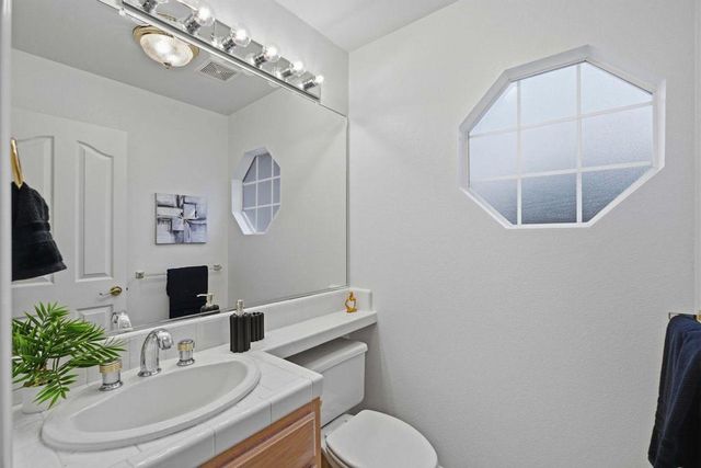 2207 Vizcaya Circle, Campbell, CA 95008