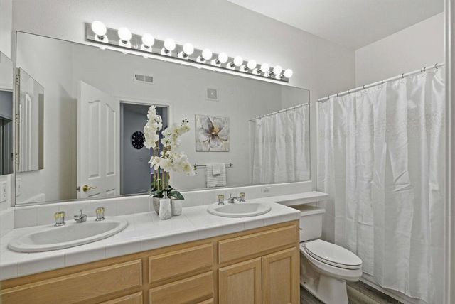 2207 Vizcaya Circle, Campbell, CA 95008