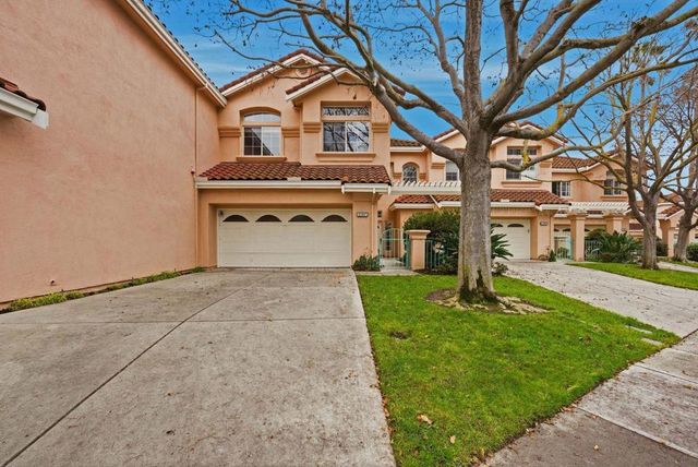 2207 Vizcaya Circle, Campbell, CA 95008