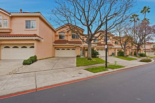 2207 Vizcaya Circle, Campbell, CA 95008