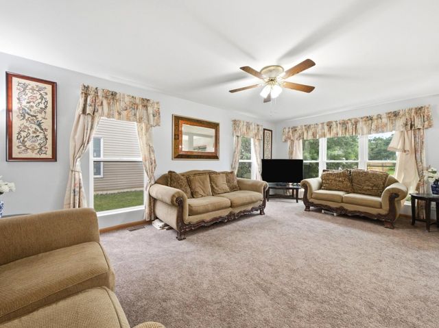 601 Greystone Lane, Bolingbrook, IL 60440