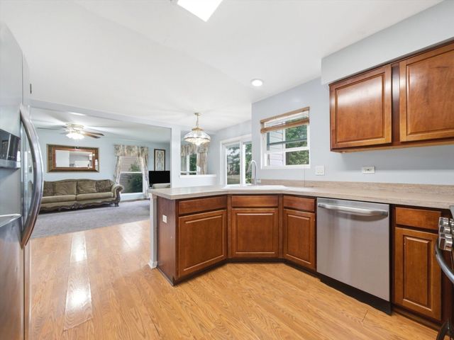 601 Greystone Lane, Bolingbrook, IL 60440
