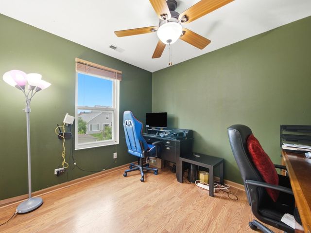 601 Greystone Lane, Bolingbrook, IL 60440