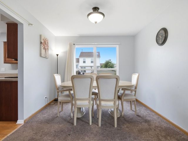 601 Greystone Lane, Bolingbrook, IL 60440