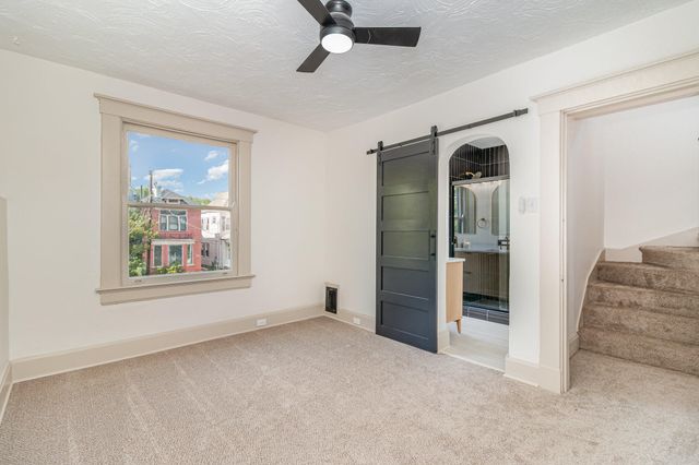 2038 Greenup Street, Covington, KY 41014