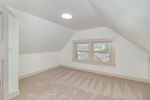 2038 Greenup Street, Covington, KY 41014