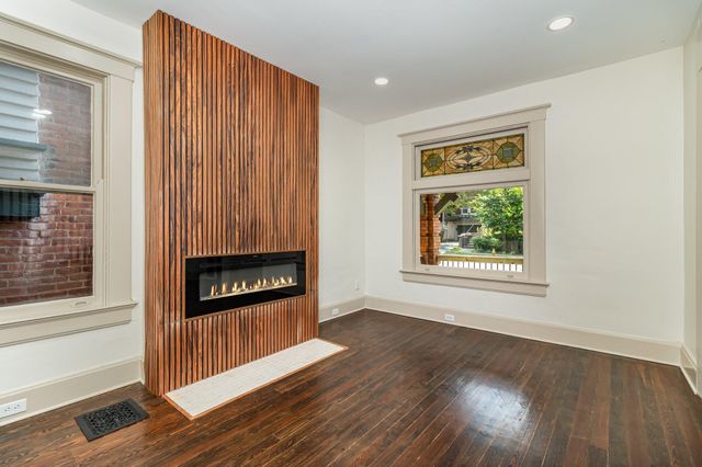 2038 Greenup Street, Covington, KY 41014