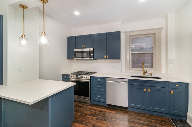 2038 Greenup Street, Covington, KY 41014