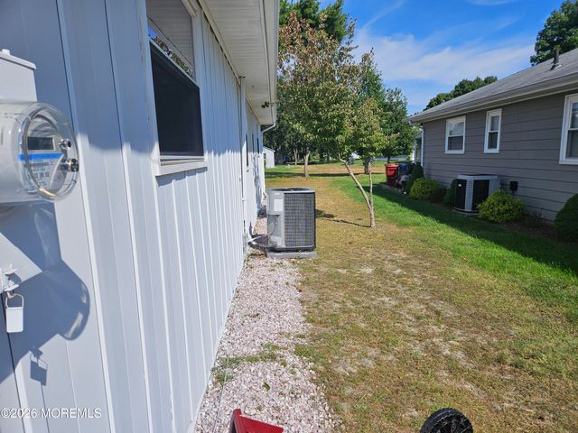 503 Jamaica Boulevard, Toms River, NJ 08757