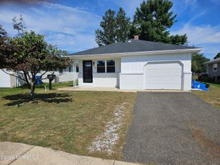 503 Jamaica Boulevard, Toms River, NJ 08757