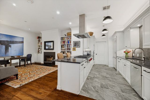 2828 Hood Street 801, Dallas, TX 75219