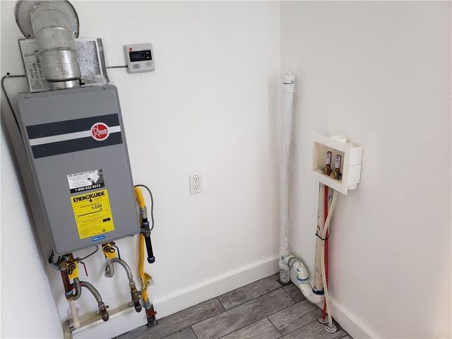 1405 Waller ST, Austin, TX 78702