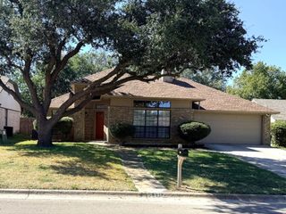 2317 Parkside Drive, Denton, TX 76201