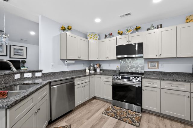 105 S Kaminski Street, Georgetown, SC 29440