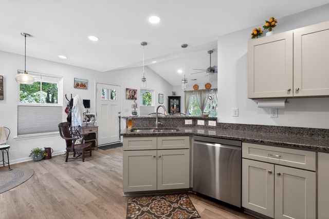 105 S Kaminski Street, Georgetown, SC 29440