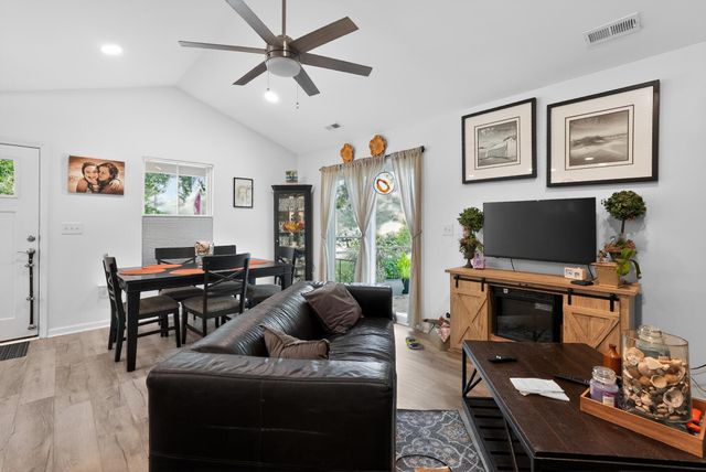 105 S Kaminski Street, Georgetown, SC 29440