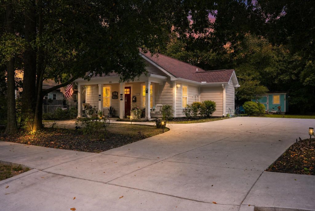 105 S Kaminski Street, Georgetown, SC 29440