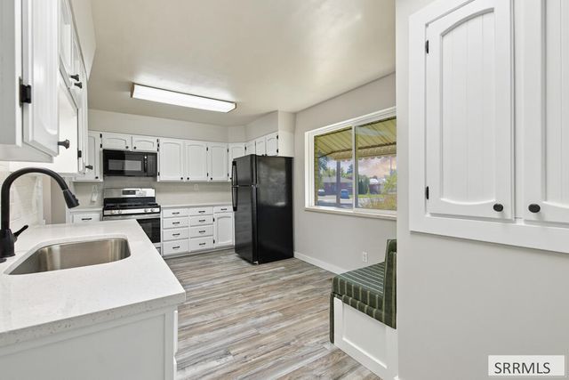 420 W 1st S, Rigby, ID 83422