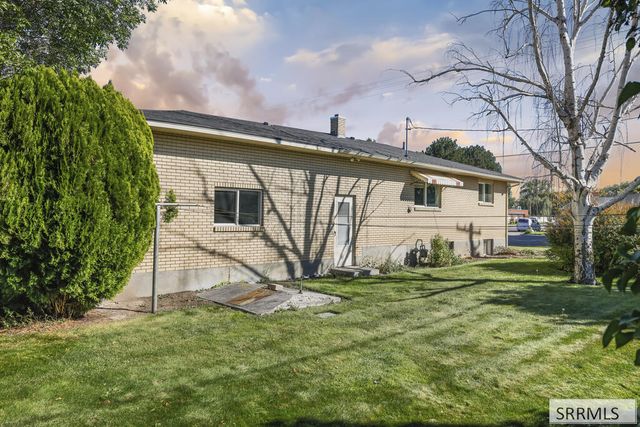 420 W 1st S, Rigby, ID 83422