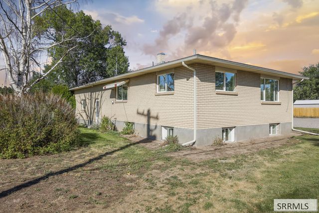 420 W 1st S, Rigby, ID 83422