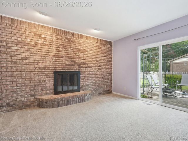 41462 SIMCOE Drive, Canton Charter Township, MI 48188