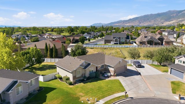 593 N 870 W, West Bountiful, UT 84087