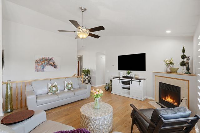 593 N 870 W, West Bountiful, UT 84087