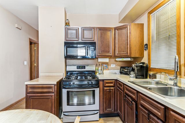 1304 S 50th Avenue, Cicero, IL 60804
