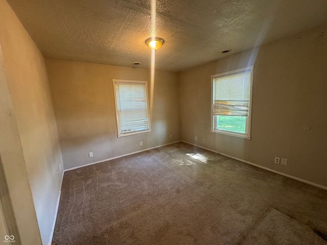 5624 S Keystone Avenue, Indianapolis, IN 46227