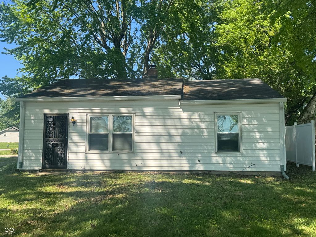 5624 S Keystone Avenue, Indianapolis, IN 46227