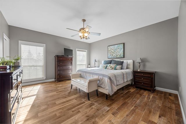 965 Quarry Oak Drive, Marion, IA 52302