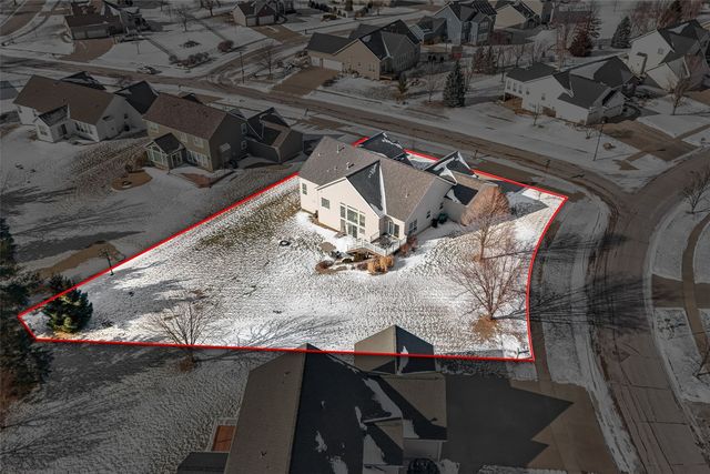 965 Quarry Oak Drive, Marion, IA 52302