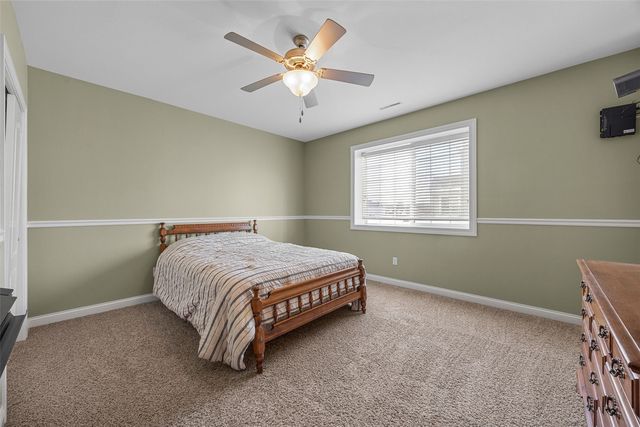 965 Quarry Oak Drive, Marion, IA 52302