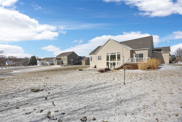 965 Quarry Oak Drive, Marion, IA 52302