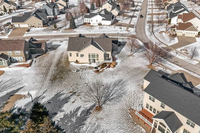 965 Quarry Oak Drive, Marion, IA 52302