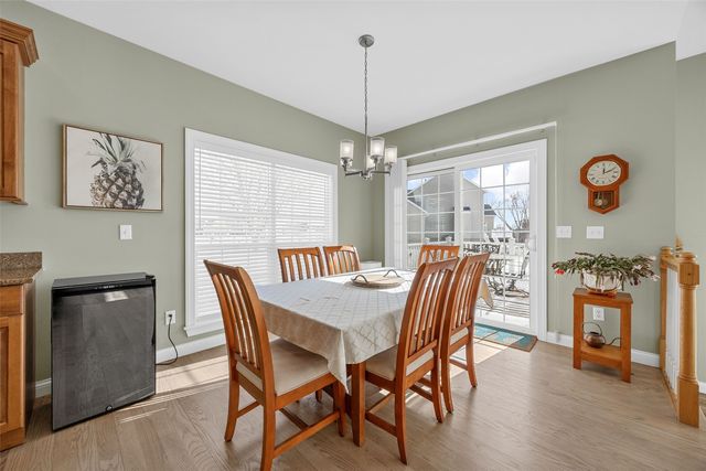 965 Quarry Oak Drive, Marion, IA 52302