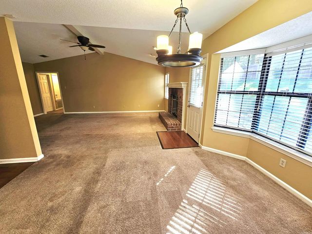 400 Nix Road, Little Rock, AR 72211