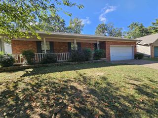 400 Nix Road, Little Rock, AR 72211
