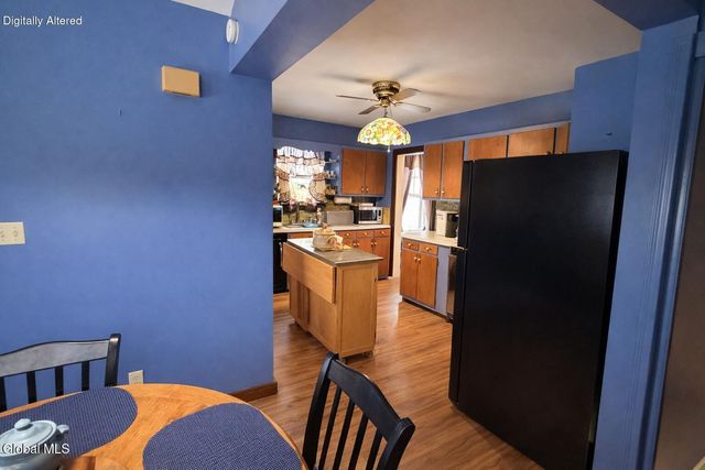 1450 Baker Avenue, Niskayuna, NY 12309