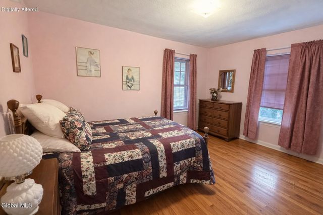 1450 Baker Avenue, Niskayuna, NY 12309