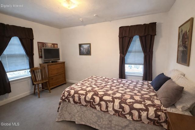 1450 Baker Avenue, Niskayuna, NY 12309