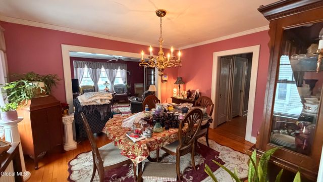 1450 Baker Avenue, Niskayuna, NY 12309