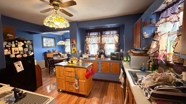 1450 Baker Avenue, Niskayuna, NY 12309