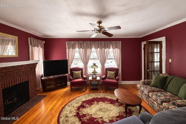 1450 Baker Avenue, Niskayuna, NY 12309