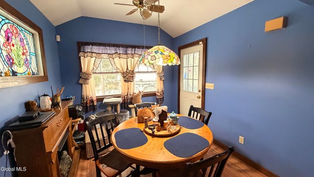 1450 Baker Avenue, Niskayuna, NY 12309