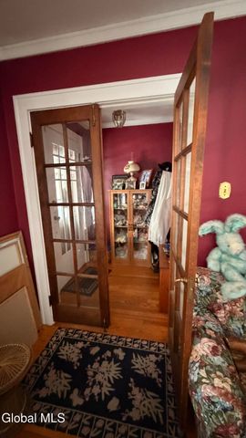 1450 Baker Avenue, Niskayuna, NY 12309