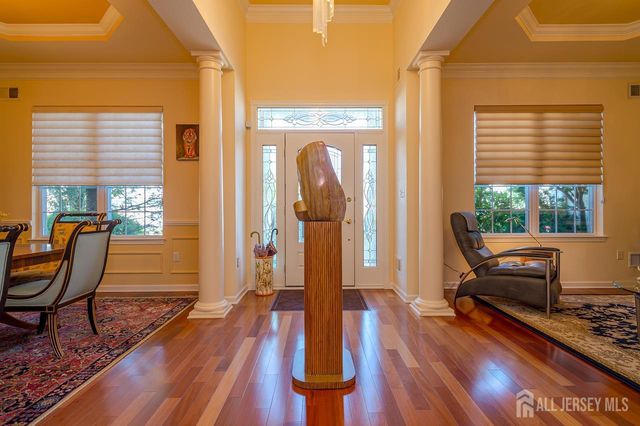84 Riviera Drive, Monroe, NJ 08831