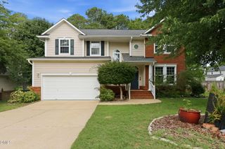 5128 Pinehall Wynd, Raleigh, NC 27604
